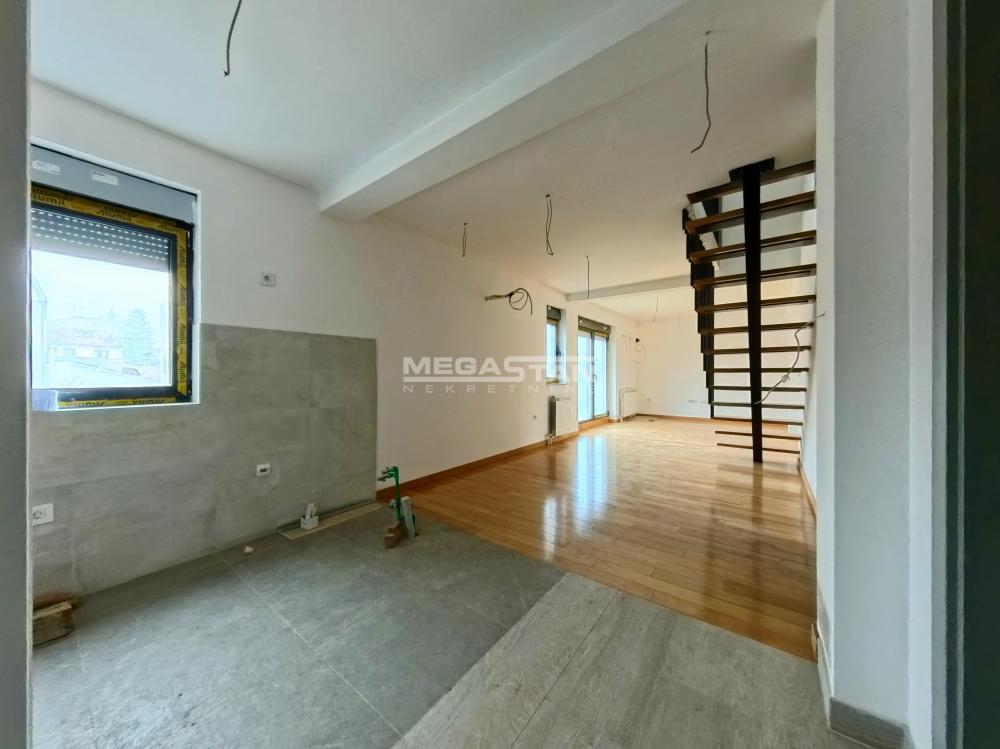 108093746-1-20250329135546 Petosoban stan na prodaju, Autokomanda, Beograd, 134m², 374.500 €