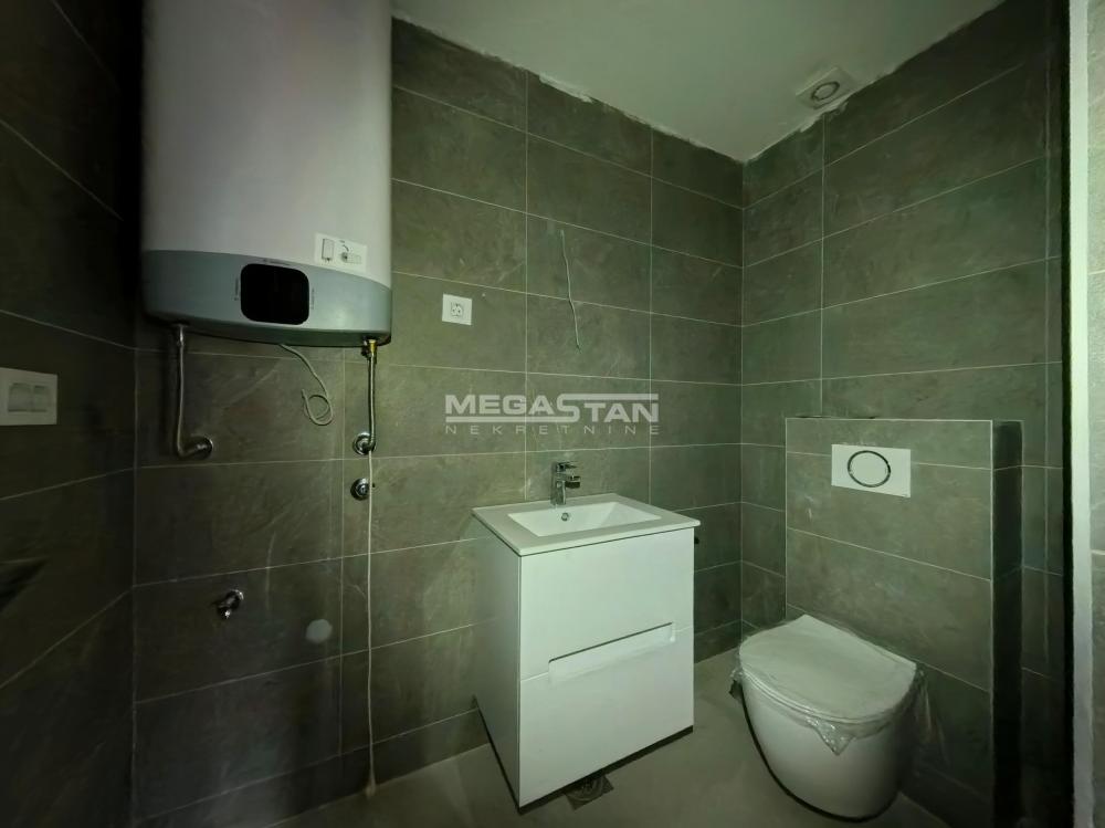 108093746-9-20250329135547 Petosoban stan na prodaju, Autokomanda, Beograd, 134m², 374.500 €
