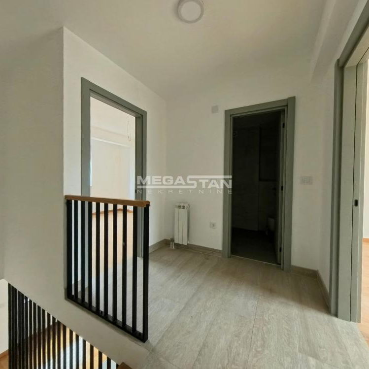 Petosoban stan na prodaju, Autokomanda, Beograd, 144m², 395.500 €