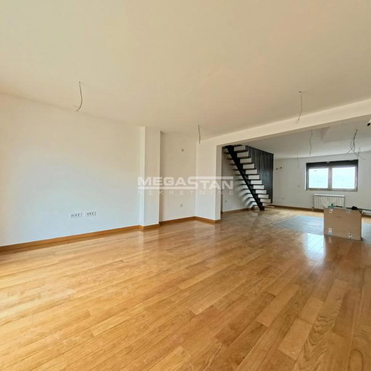 Petosoban stan na prodaju, Autokomanda, Beograd, 144m², 395.500 €