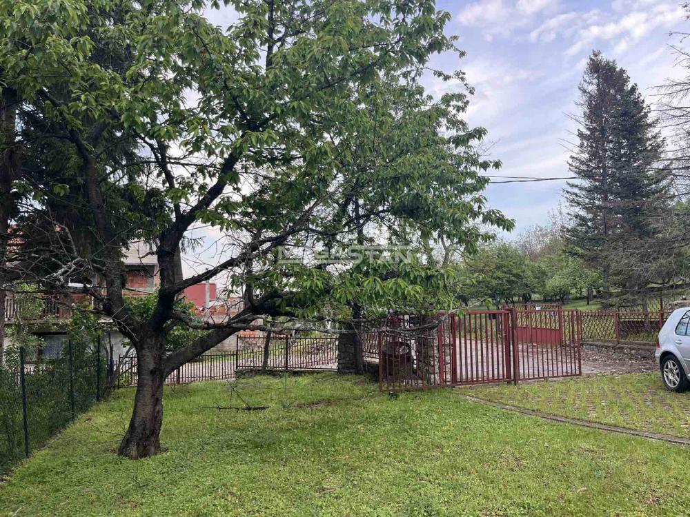 108094161-6-20250425181126 Kuća na prodaju, Boleč, Beograd, 450m², 270.000 €