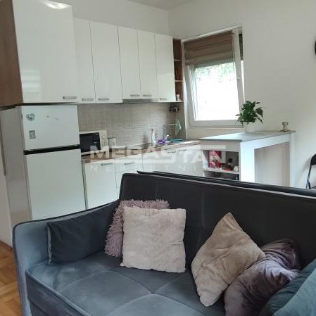 Jednoiposoban stan na prodaju, Karaburma, Beograd, 40m², 115.000 €