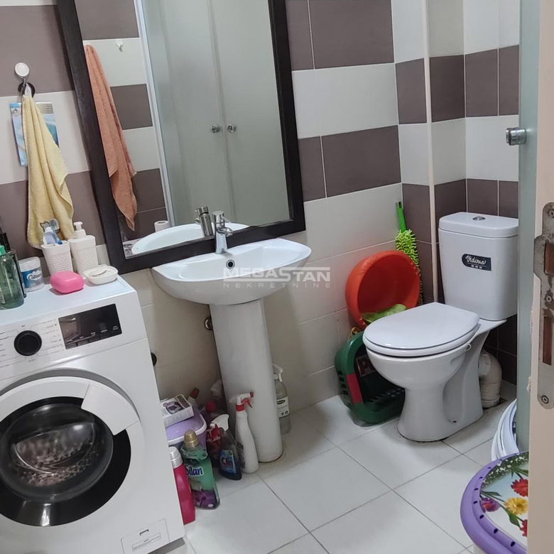 Jednoiposoban stan na prodaju, Karaburma, Beograd, 40m², 115.000 €