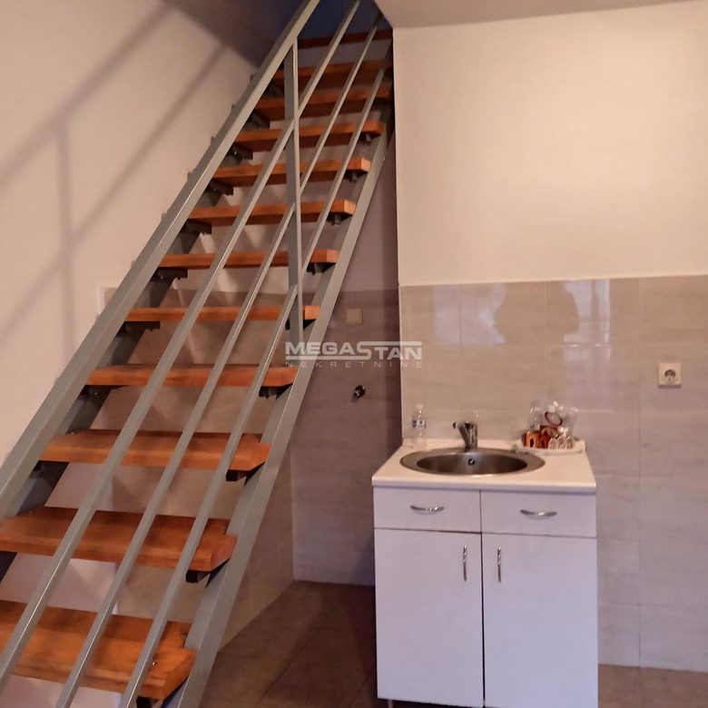 Dvosoban stan na prodaju, Hadžipopovac, Beograd, 41.5m², 162.500 €