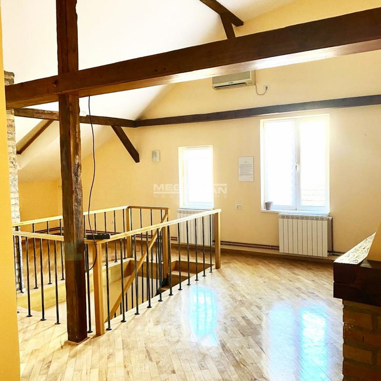 Višesoban stan na prodaju, Knez Mihailova, Beograd, 239m², 950.000 €