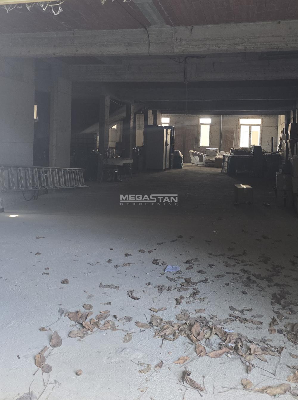 Lokal za izdavanje, Mirijevo, Beograd, 448m², 1.400 €/mes