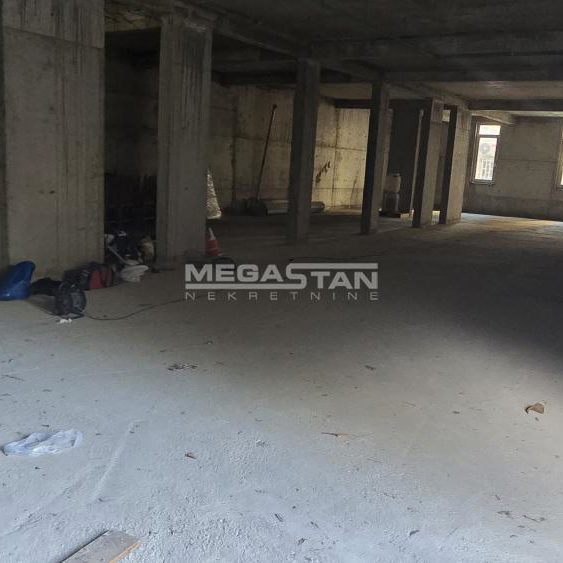 Lokal za izdavanje, Mirijevo, Beograd, 448m², 1.400 €/mes