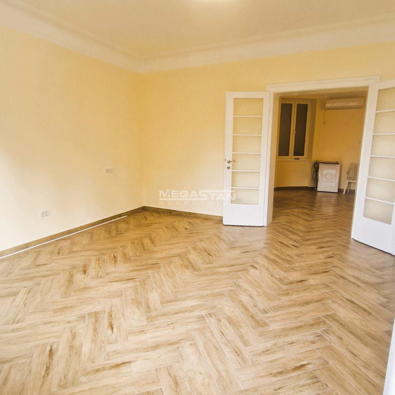 Dvosoban stan za izdavanje, Skupština, Beograd, 55m², 1.300 €/mes