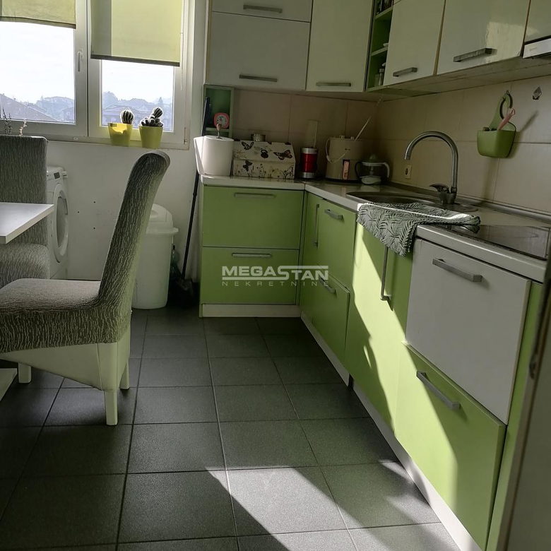 Troiposoban stan na prodaju, Karaburma, Beograd, 80m², 151.500 €
