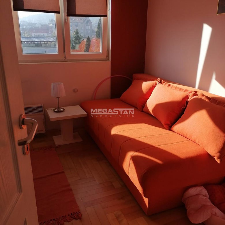 Troiposoban stan na prodaju, Karaburma, Beograd, 80m², 151.500 €