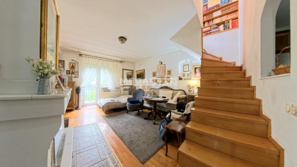 Petosoban stan na prodaju, Skupština, Beograd, 109m², 465.000 €