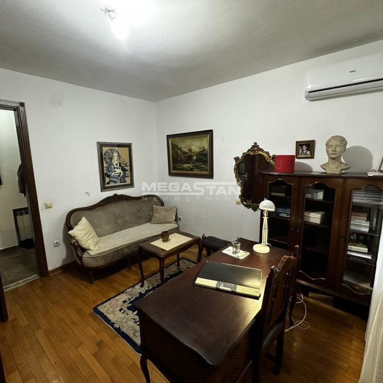 Petosoban stan na prodaju, Skupština, Beograd, 109m², 465.000 €