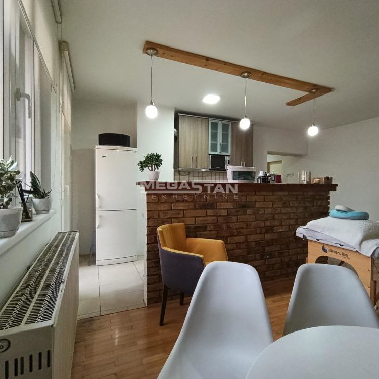 Trosoban stan na prodaju, Karaburma, Beograd, 93m², 219.000 €