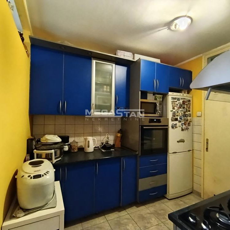 Trosoban stan na prodaju, Karaburma, Beograd, 93m², 219.000 €