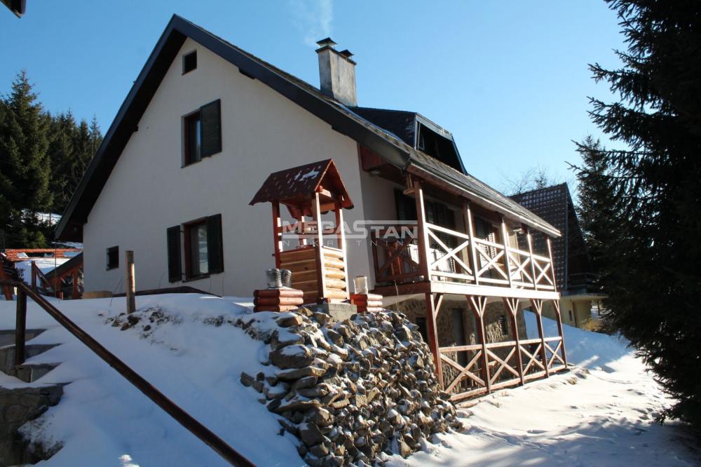 108097616-14-20251223124439 Kuća na prodaju, Centar, Kopaonik, 190m², 250.000 €