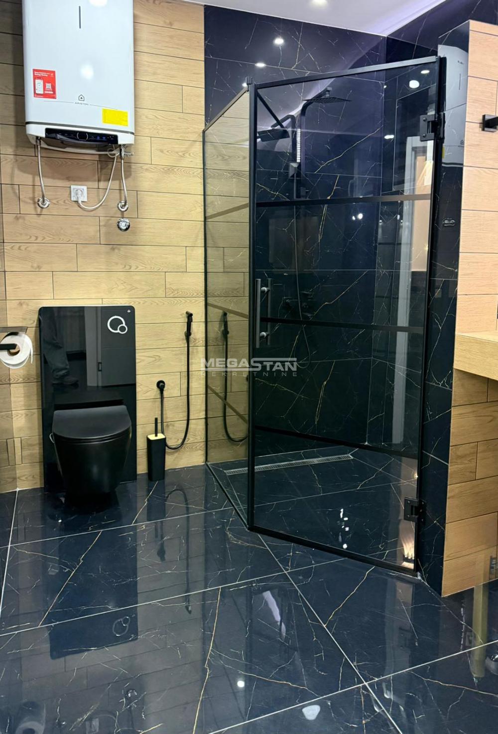 Petosoban stan za izdavanje, Vukov Spomenik, Beograd, 105m², 1.600 €/mes