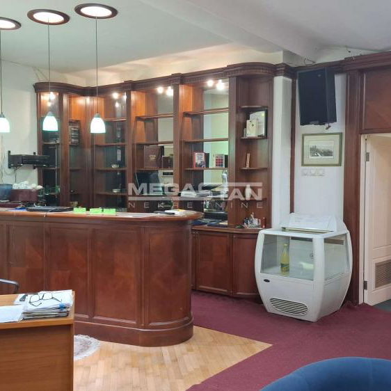 Lokal na prodaju, Blok 12 – YUBC, Beograd, 77m², Visoko prizemlje, 192.000 €