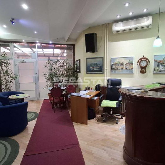 Lokal na prodaju, Blok 12 – YUBC, Beograd, 77m², Visoko prizemlje, 192.000 €