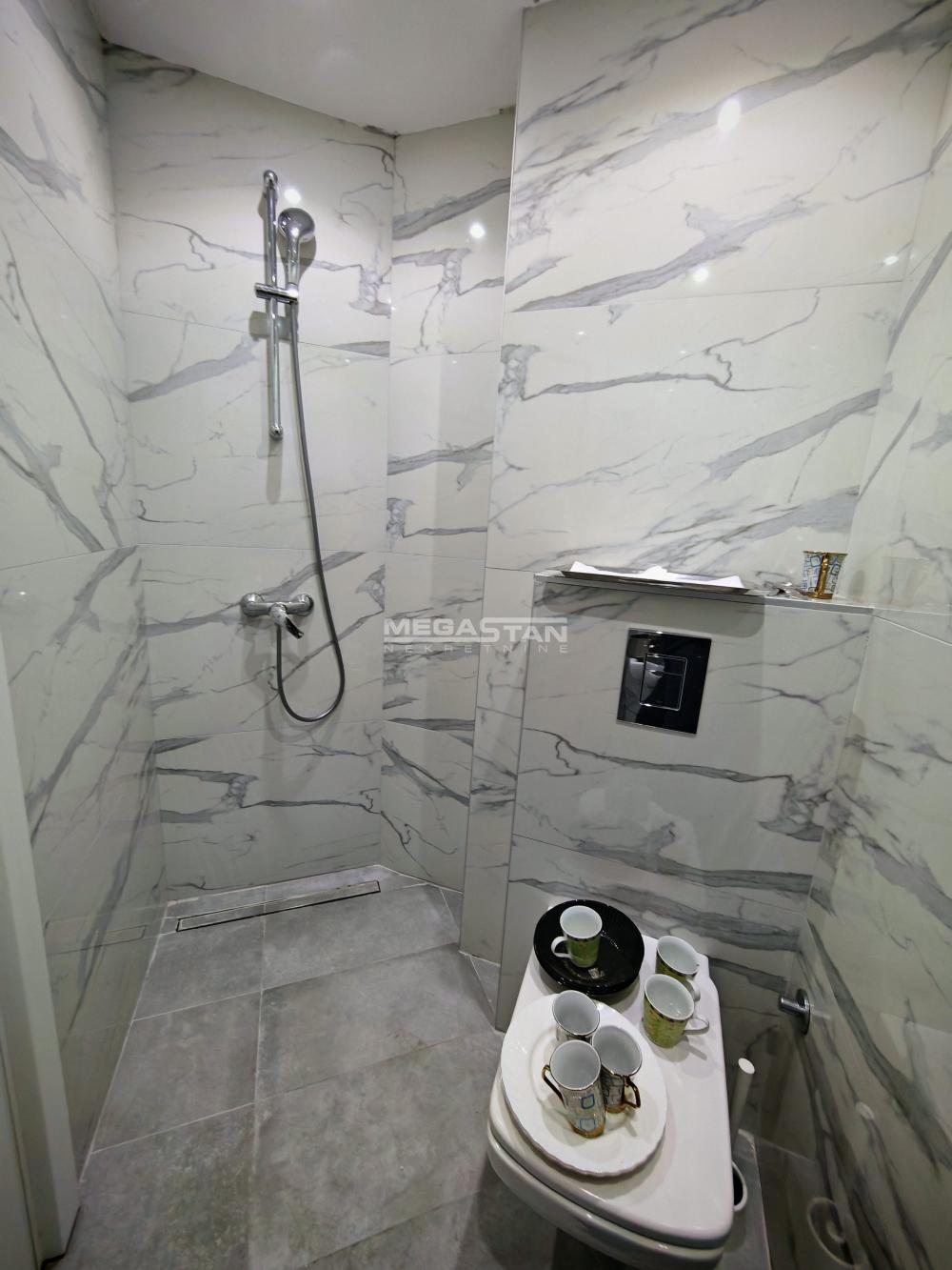 108097899-1-20260121180328 Četvorosoban stan na prodaju, Autokomanda, Beograd, 100m², 320.000 €
