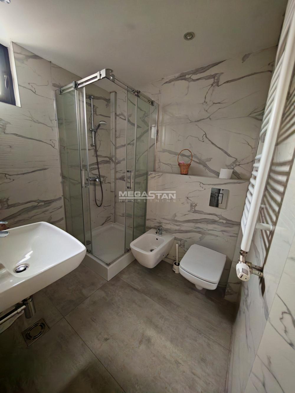108097899-12-20260121180337 Četvorosoban stan na prodaju, Autokomanda, Beograd, 100m², 320.000 €