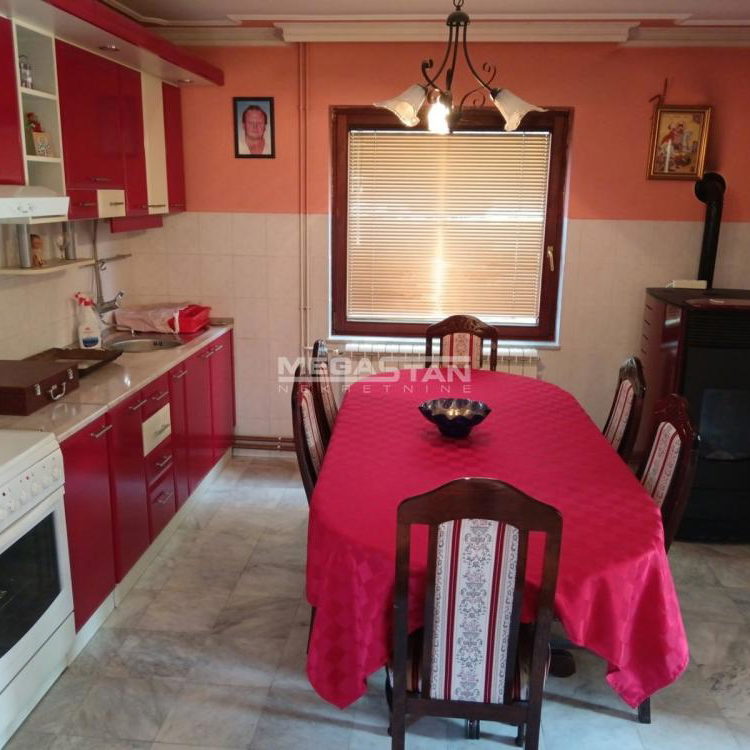 Kuća na prodaju, Trbušnica, Beograd, 191m², 130.000 €