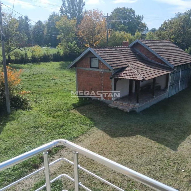 Kuća na prodaju, Trbušnica, Beograd, 191m², 130.000 €