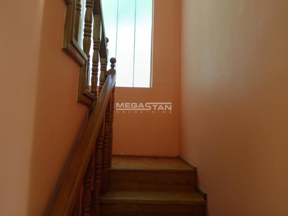 108098034-12-20260218162758 Kuća na prodaju, Trbušnica, Beograd, 191m², 130.000 €