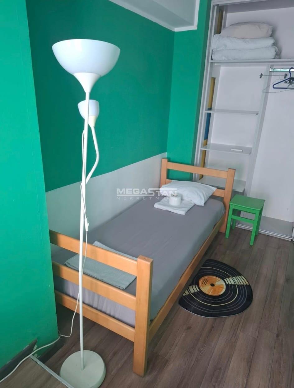 108098352-17-20260807133252 Višesoban stan na prodaju, Knez Mihailova, Beograd, 170m², 888.000 €
