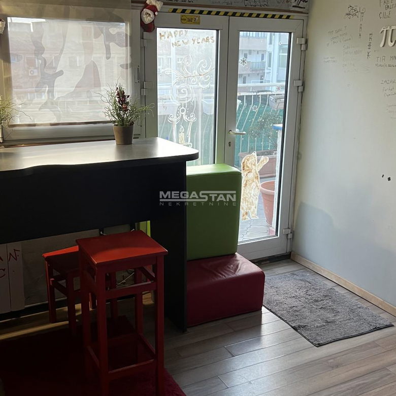 Višesoban stan na prodaju, Knez Mihailova, Beograd, 170m², 888.000 €