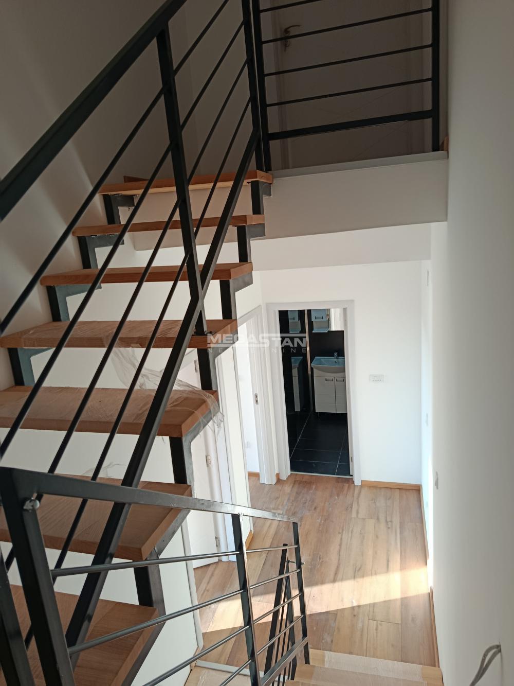 108098436-7-20260309121043 Četvorosoban stan na prodaju, Borča, Beograd, 86m², Prizemlje, 180.000 €