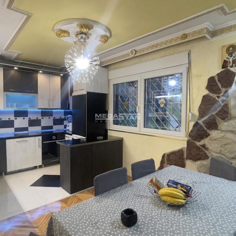 Dvosoban stan na prodaju, Karaburma, Beograd, 57m², Nisko prizemlje, 159.900 €