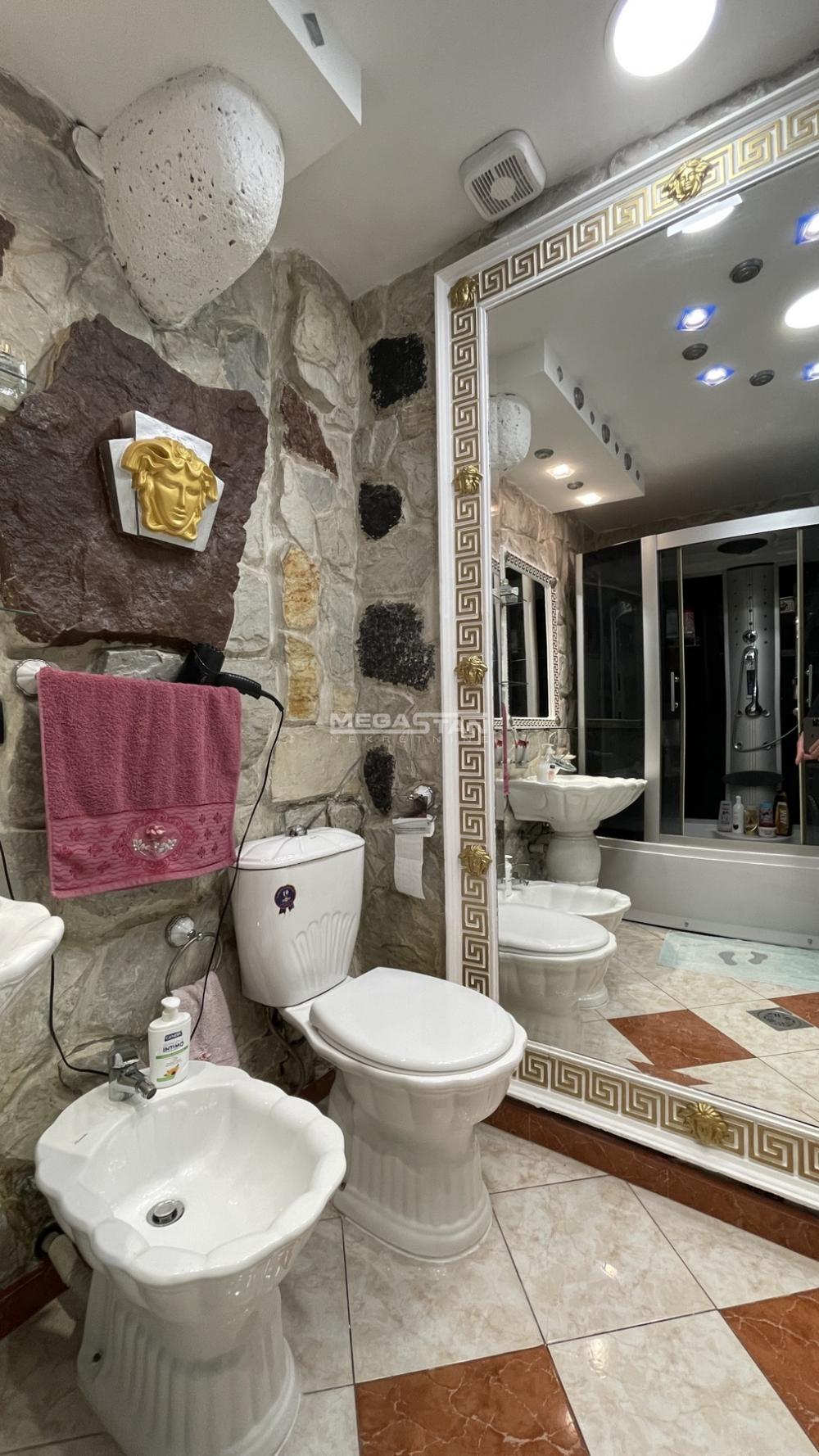 Dvosoban stan na prodaju, Karaburma, Beograd, 57m², Nisko prizemlje, 159.900 €
