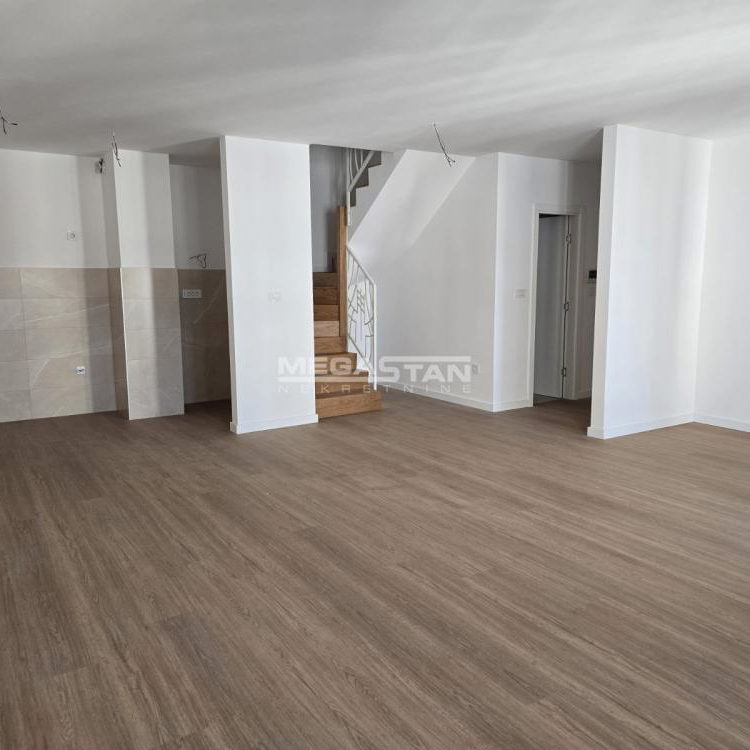 Četvoroiposoban stan na prodaju, Šumice, Beograd, 162m², 518.400 €