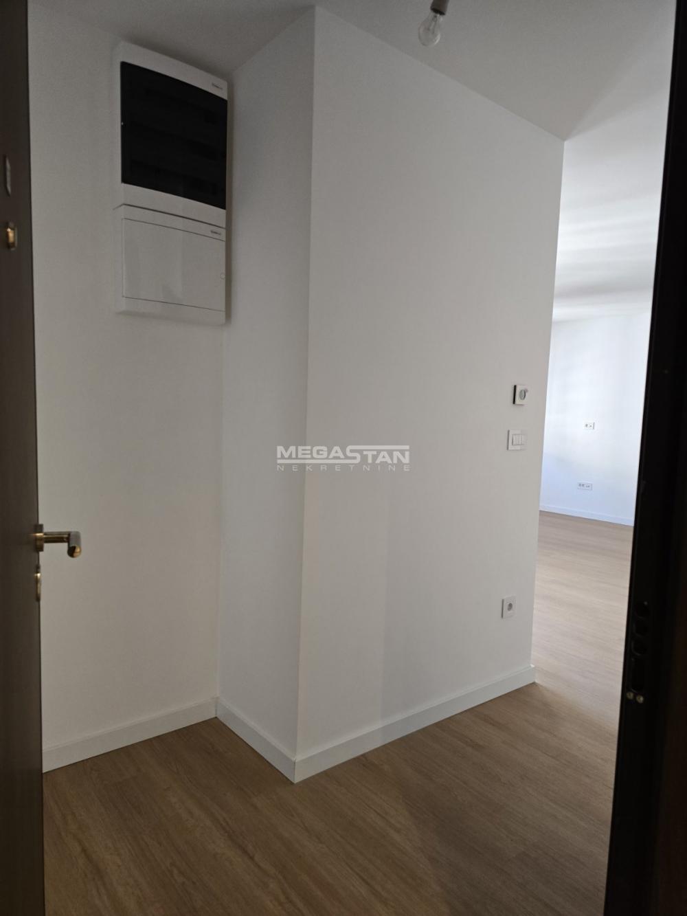 108098529-2-20260316102356-1 Četvoroiposoban stan na prodaju, Šumice, Beograd, 162m², 518.400 €