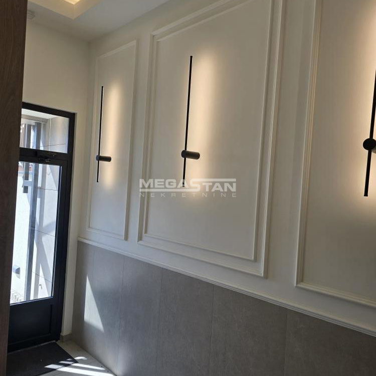 Lokal za izdavanje, Šumice, Beograd, 245m², 3.500 €/mes