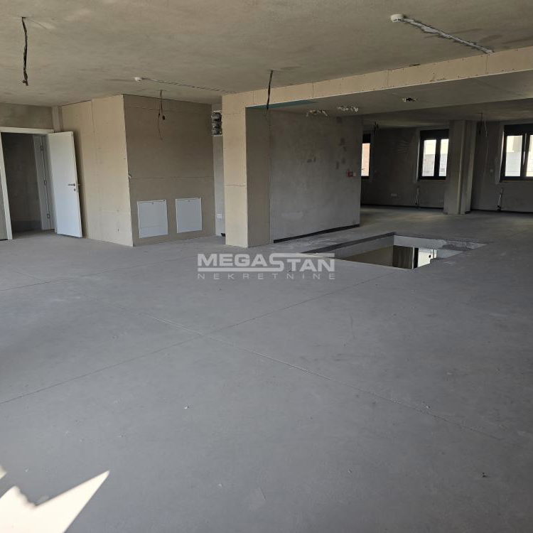 Lokal za izdavanje, Šumice, Beograd, 245m², 3.500 €/mes