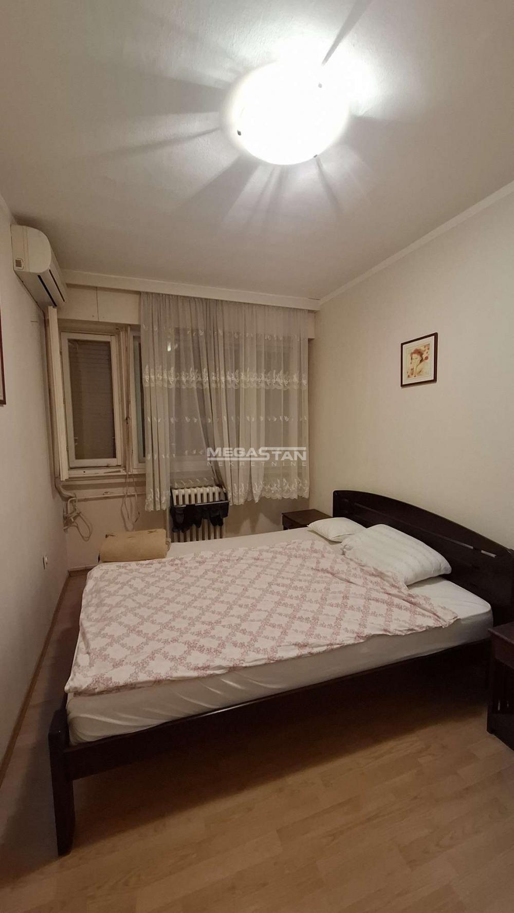 Troiposoban stan na prodaju, Blok 70, Beograd, 95m², 305.000 €