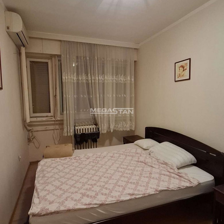 Troiposoban stan na prodaju, Blok 70, Beograd, 95m², 305.000 €