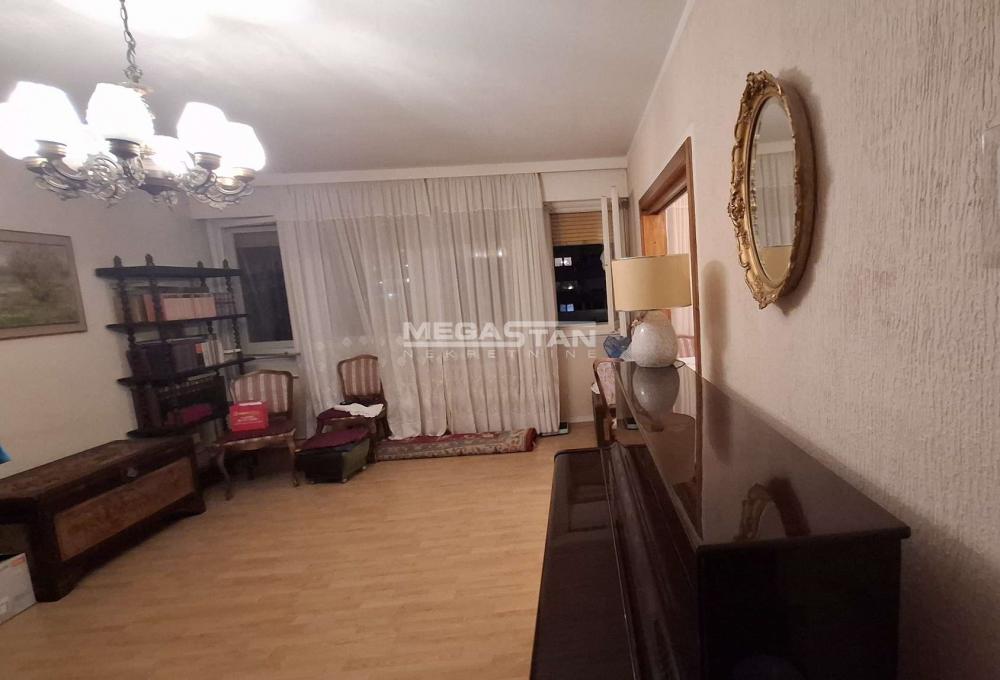 Troiposoban stan na prodaju, Blok 70, Beograd, 95m², 305.000 €