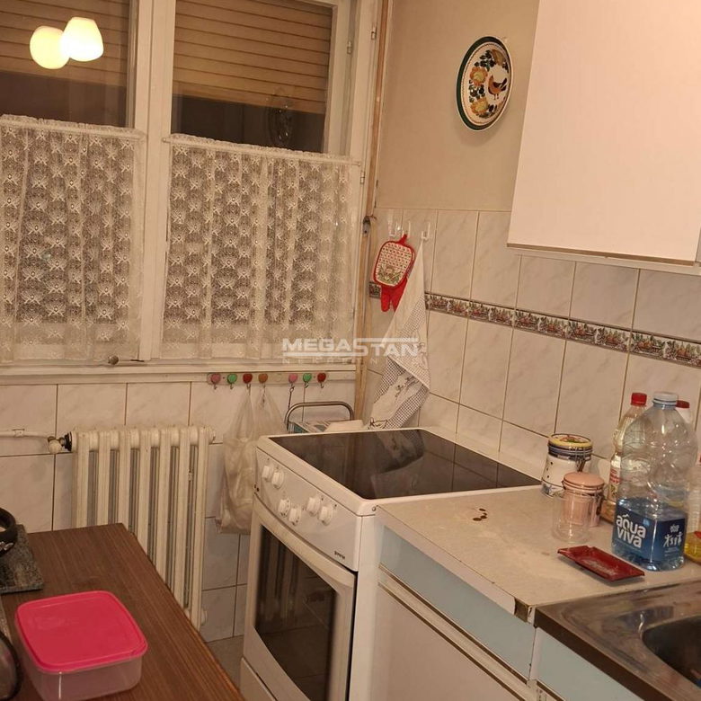 Troiposoban stan na prodaju, Blok 70, Beograd, 95m², 305.000 €