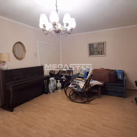 Troiposoban stan na prodaju, Blok 70, Beograd, 95m², 305.000 €