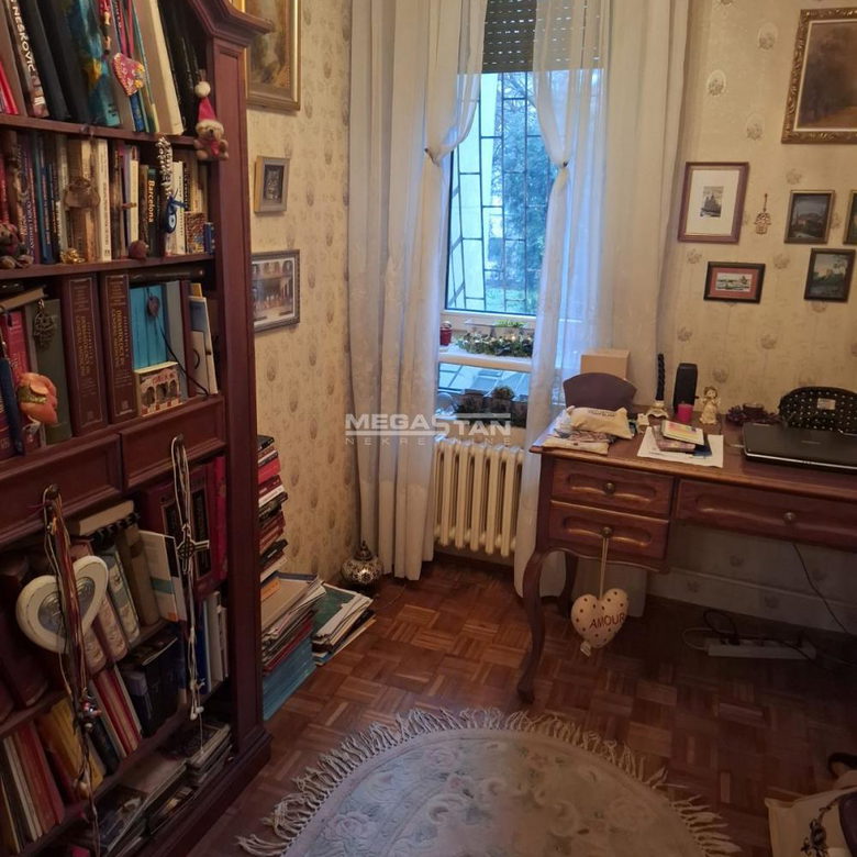 Dvoiposoban stan na prodaju, Karađorđev Park, Beograd, 73m², 299.000 €