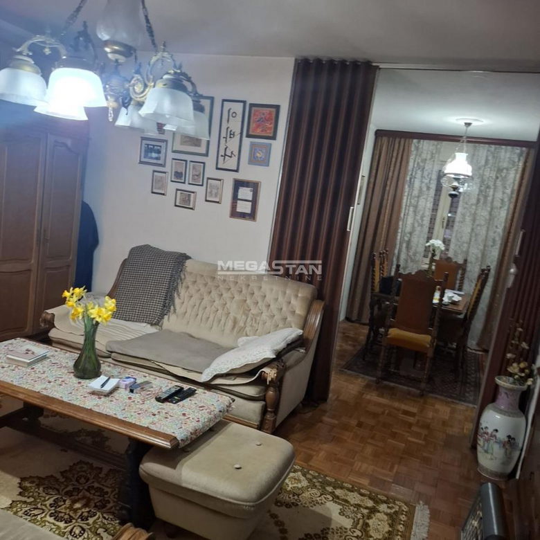 Dvoiposoban stan na prodaju, Karađorđev Park, Beograd, 73m², 299.000 €