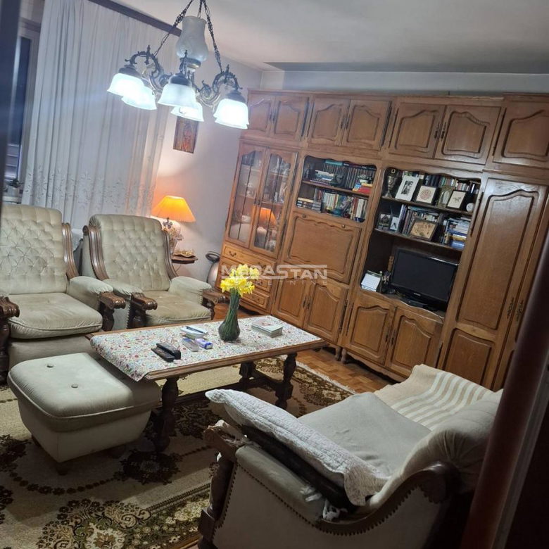Dvoiposoban stan na prodaju, Karađorđev Park, Beograd, 73m², 299.000 €