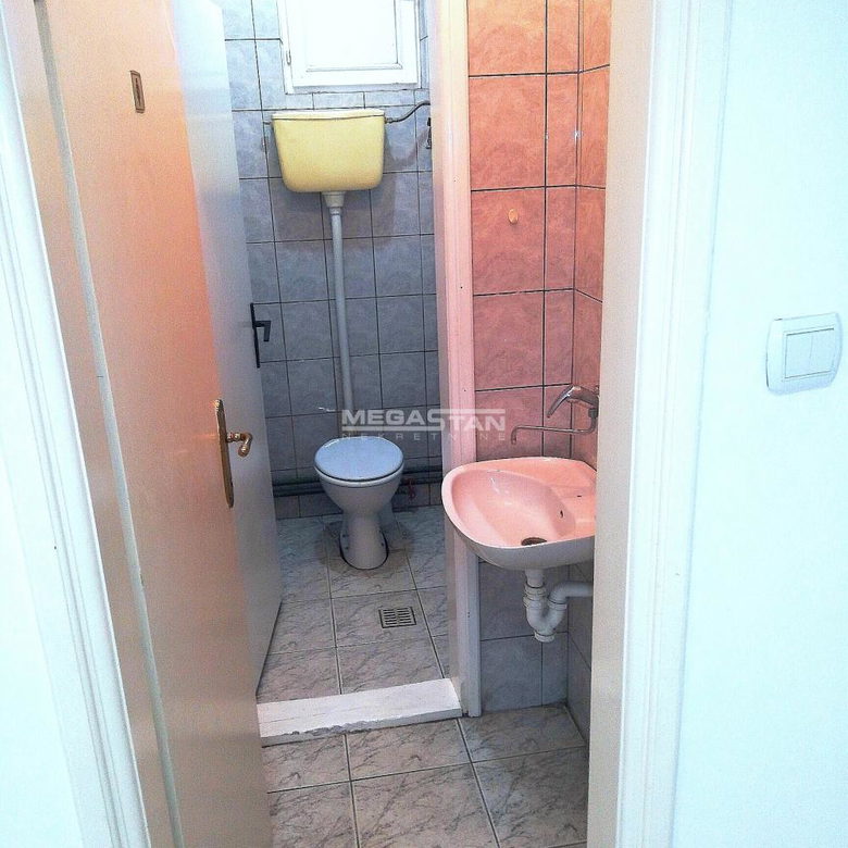 Lokal za izdavanje, Centar, Beograd, 131m², 800 €/mes
