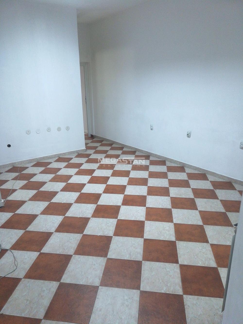 Lokal za izdavanje, Centar, Beograd, 131m², 800 €/mes