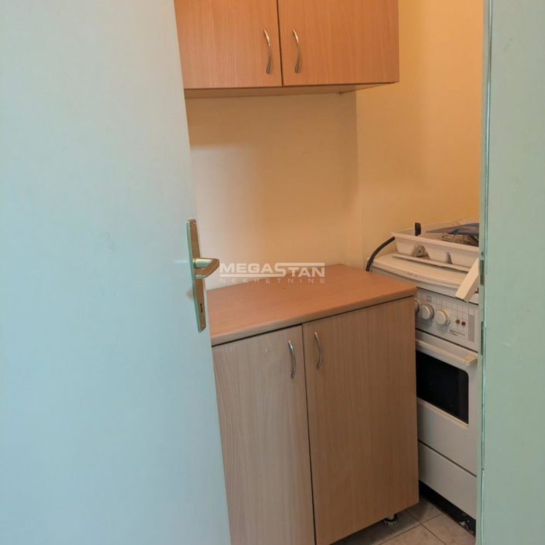 Lokal za izdavanje, Dorćol, Beograd, 84m², Suteren, 700 €/mes