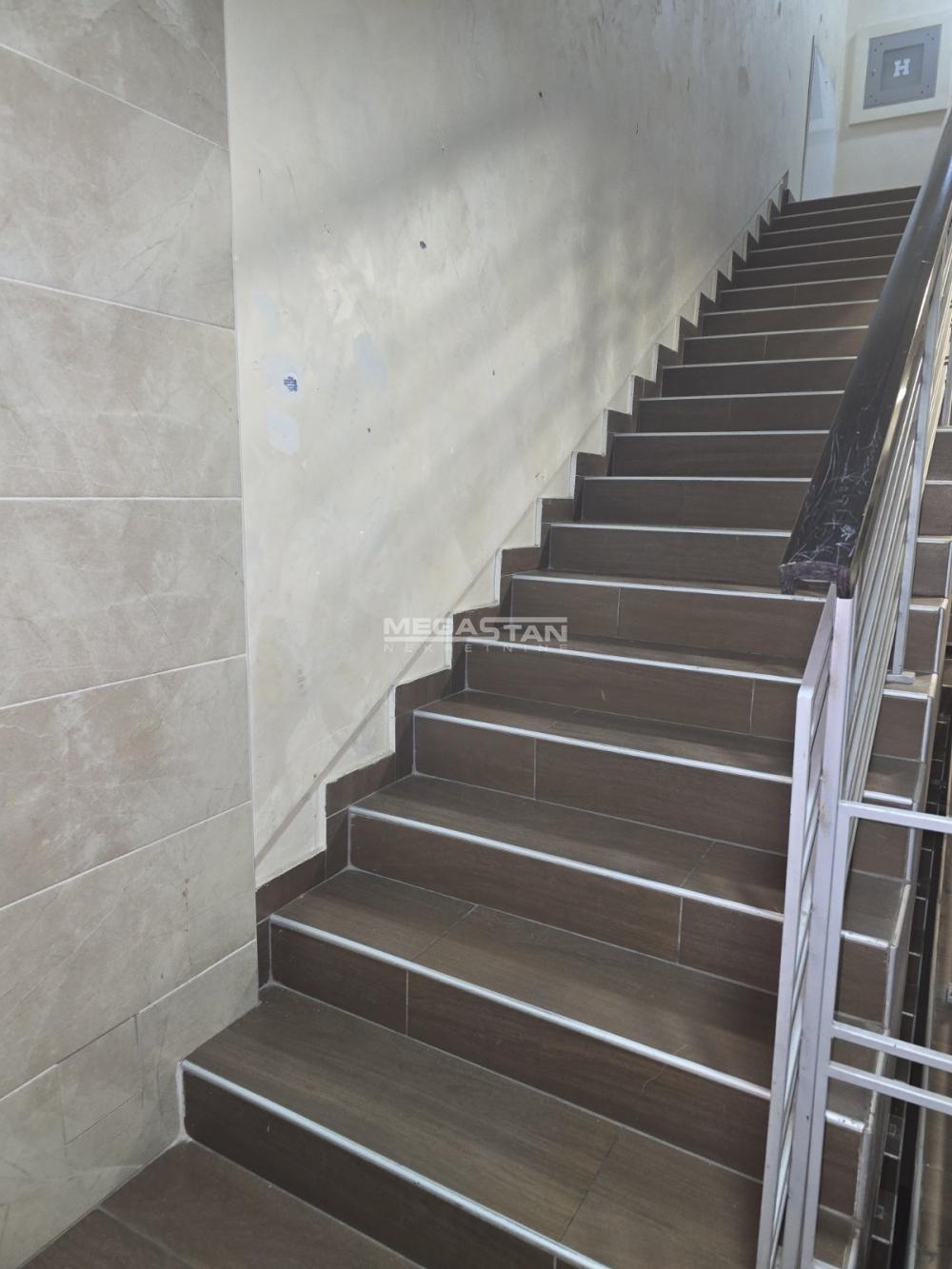 Dvosoban stan na prodaju, Voždovačka Crkva, Beograd, 37m², 200.000 €