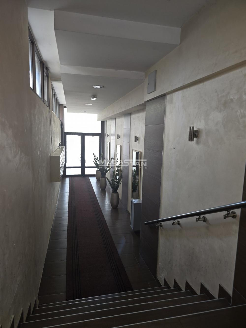 Dvosoban stan na prodaju, Voždovačka Crkva, Beograd, 37m², 200.000 €