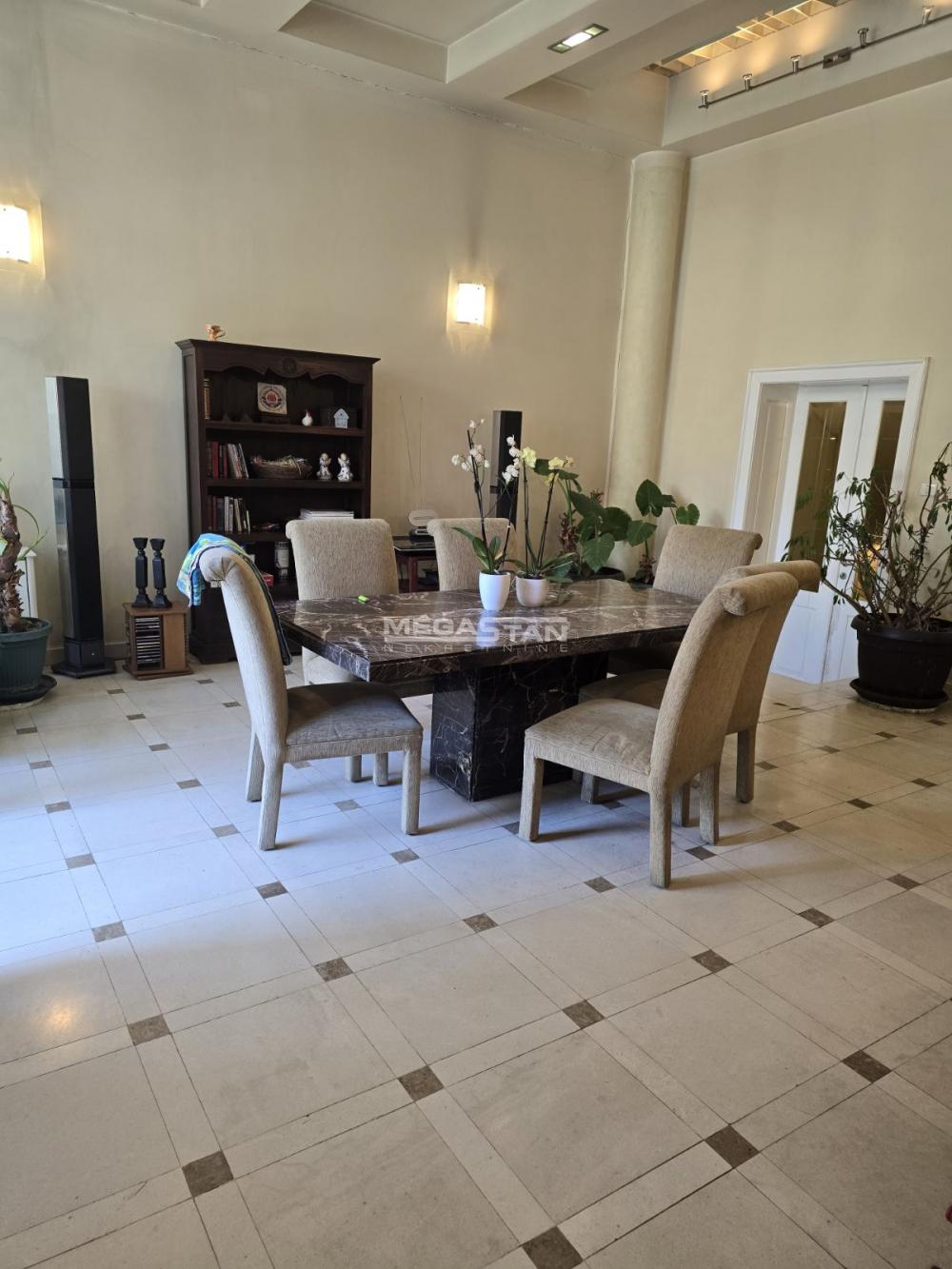 108098856-5-20260408131633 Kuća na prodaju, Krunski Venac, Beograd, 815m², 3.600.000 €